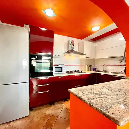 Orange House Tatil Evi